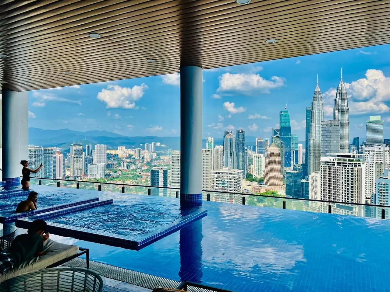 The Colony Klcc View By Nzv location